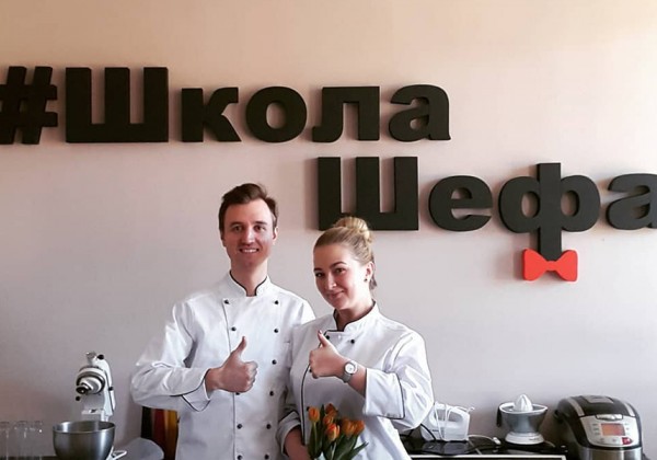 Окрашенный логотип из пеноплекса